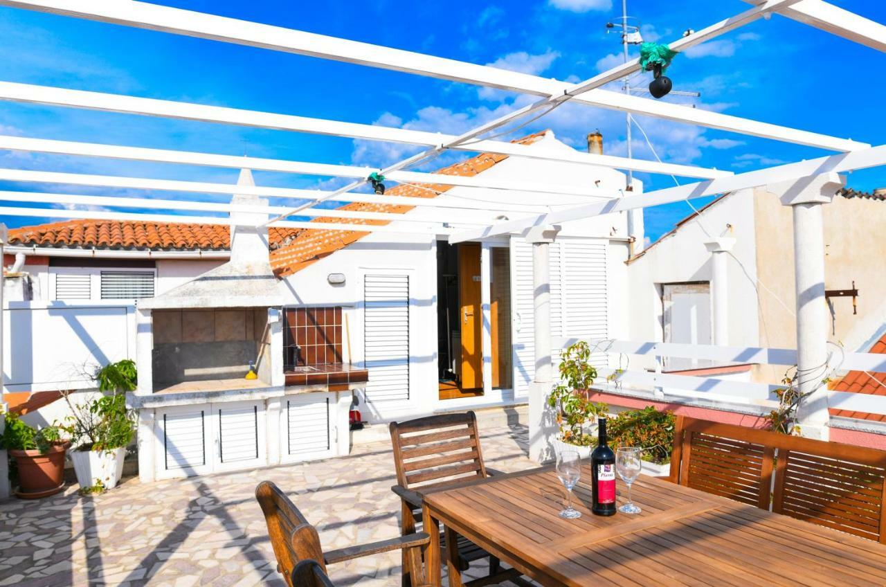 Apartments Bazilika Novalja Eksteriør billede