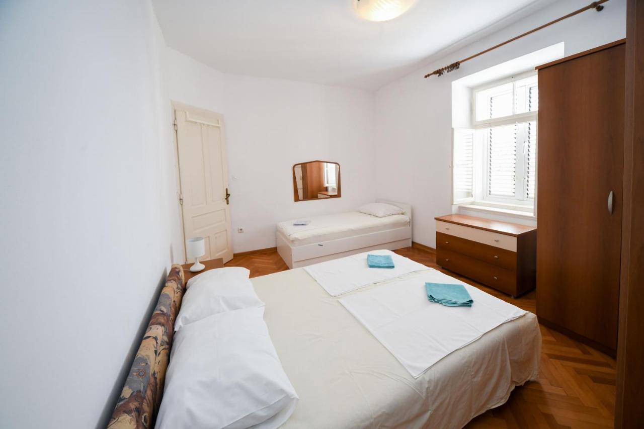Apartments Bazilika Novalja Eksteriør billede