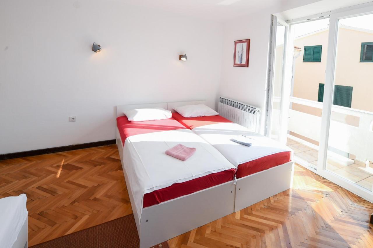 Apartments Bazilika Novalja Eksteriør billede